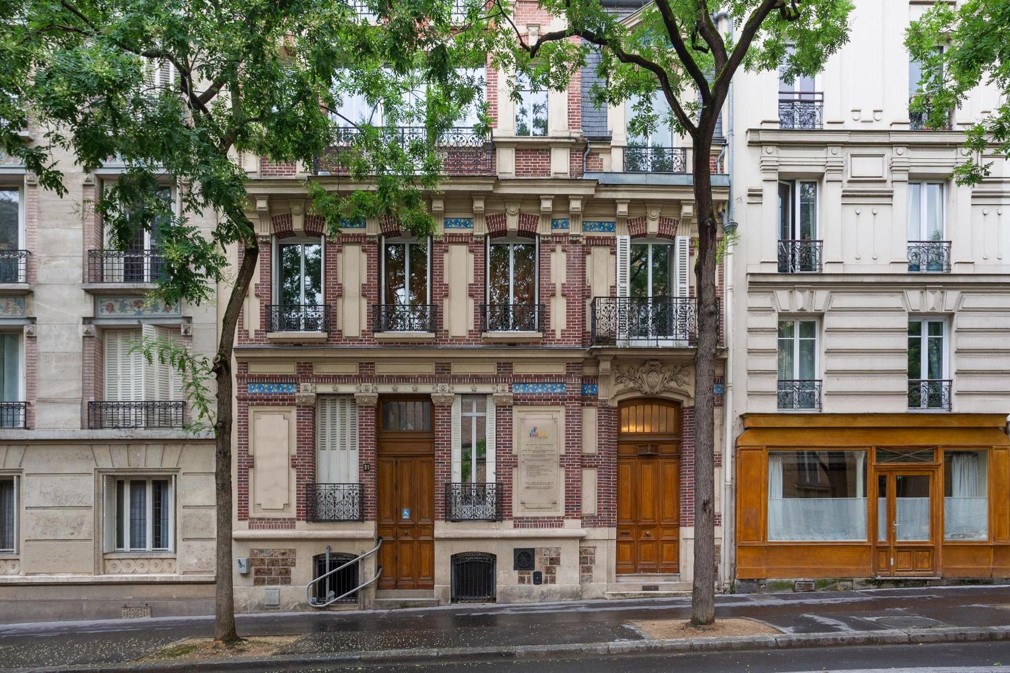 Maison 1887 *